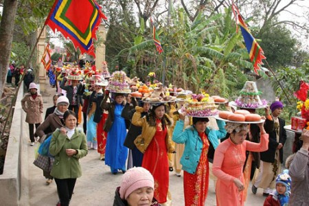 Độc Đáo Lễ Hội Nghè La - Quảng Yên