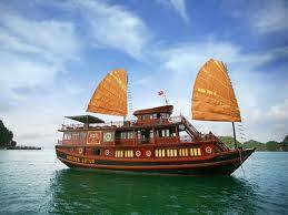 Công bố những hình ảnh về hang động mới trên vịnh Bái Tử Long Công bố những hình ảnh về hang động mới trên vịnh Bái Tử Long