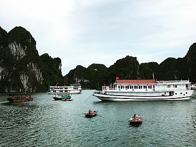 Khám phá vịnh tuyệt đẹp trong hè năm nay Khám phá vịnh tuyệt đẹp trong hè năm nay