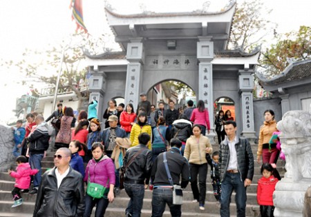 Quảng Ninh: Lạc Quan Trong Năm Mới