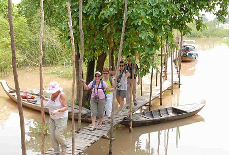 Lữ Khách Đến An Giang Tăng Lữ Khách Đến An Giang Tăng