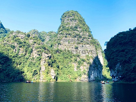 Khám phá vịnh Hạ Long, Vịnh đẹp nhất thế giới.