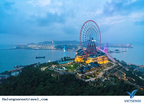 Hạ Long hướng đến mục tiêu xây dựng thành phố tthông minh - Ảnh 4