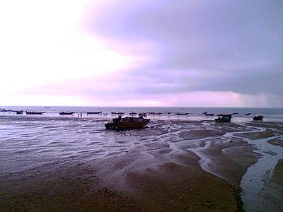 Bãi biển Trà Cổ - Ảnh 1