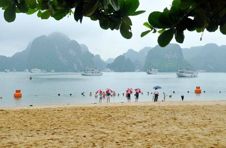 Ban Hành Quy Chế Quản Lý Bãi Tắm Trên Địa Bàn Tỉnh - Ảnh 1