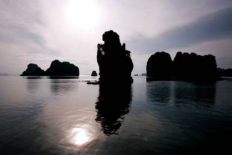 Bình Minh Hạ Long - Ảnh 3