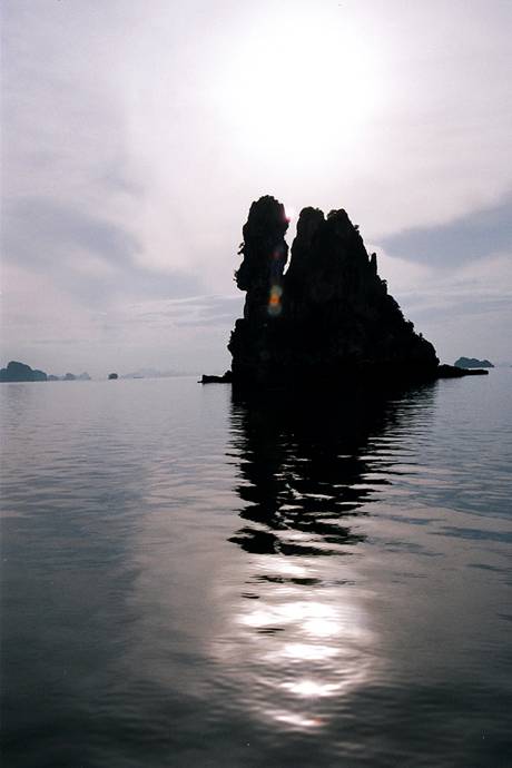 Bình Minh Hạ Long - Ảnh 10