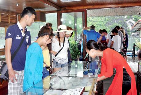 Đến Hạ Long Thăm Làng Nghề Ngọc Trai - Ảnh 4 Đến Hạ Long Thăm Làng Nghề Ngọc Trai - Ảnh 4