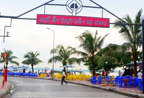 Hạ Long Khai Trương Khu Phố Ẩm Thực Đêm - Ảnh 2 Hạ Long Khai Trương Khu Phố Ẩm Thực Đêm - Ảnh 2