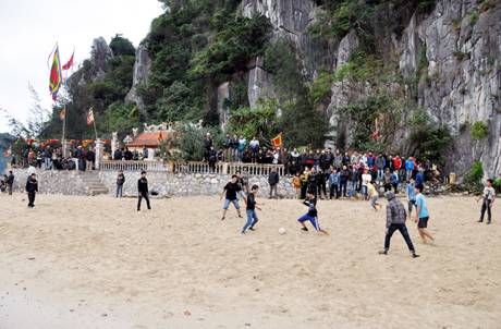 Du Xuân Ở Hạ Long - Ảnh 1