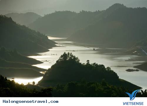 Hạ Long Trên Cạn Ở Thung Nai - Ảnh 1