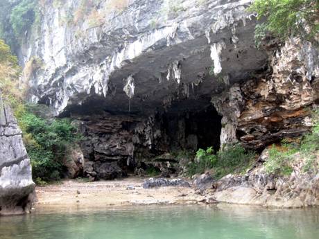 Hang Trinh Nữ - Truyền Thuyết Một Tình Yêu - Ảnh 1 Hang Trinh Nữ - Truyền Thuyết Một Tình Yêu - Ảnh 1
