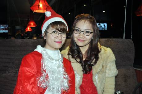 Không Khí Giáng Sinh An Lành Ở Phố Biển Hạ Long - Ảnh 11 Không Khí Giáng Sinh An Lành Ở Phố Biển Hạ Long - Ảnh 11