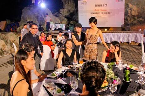 Lung Linh Dạ Tiệc - Hang Trong - Ảnh 9 Lung Linh Dạ Tiệc - Hang Trong - Ảnh 9