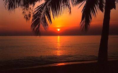 Ngắm Hoàng Hôn Ở Hạ Long Tuyệt Đẹp - Ảnh 2