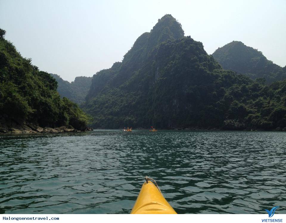 Những Bức  Ảnh Tuyệt Đẹp Của Vịnh Hạ Long - Ảnh 15 Những Bức  Ảnh Tuyệt Đẹp Của Vịnh Hạ Long - Ảnh 15