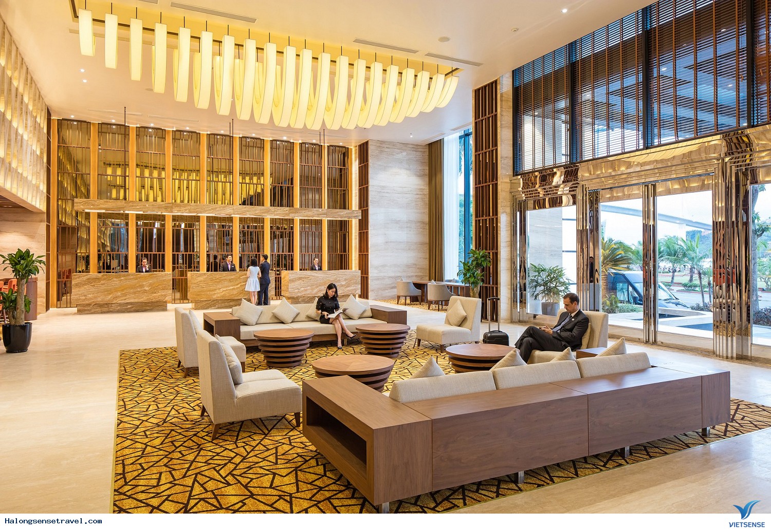 Ở đâu khi đến Hạ Long?