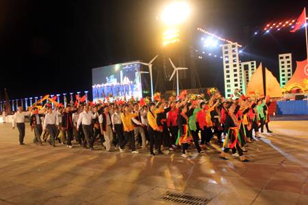 Tổng Duyệt Chương Trình Mít Tinh Kỷ Niệm 50 Năm Thành Lập Tỉnh Quảng Ninh - Ảnh 9