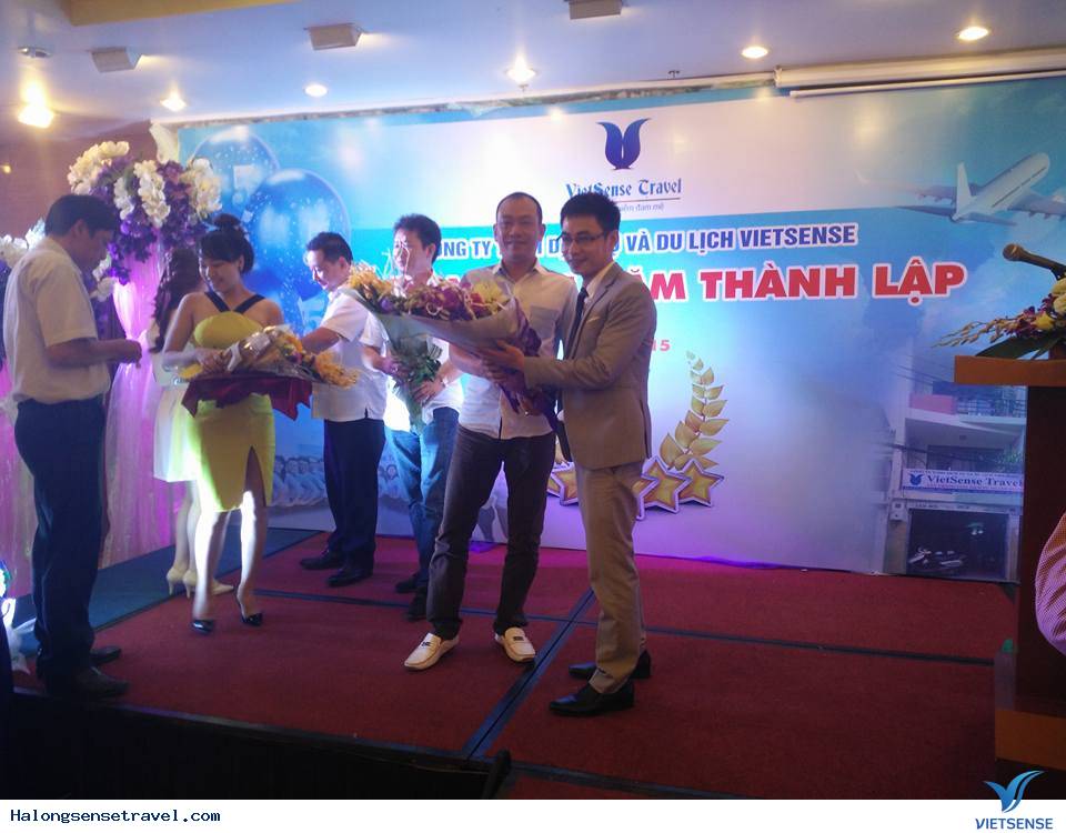 VietSense Travel Hân Hoan Kỷ Niệm 5 Năm Thành Lập - Ảnh 6 VietSense Travel Hân Hoan Kỷ Niệm 5 Năm Thành Lập - Ảnh 6