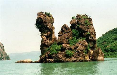 Top 10 địa điểm chụp ảnh đẹp ở Vịnh Hạ Long Top 10 địa điểm chụp ảnh đẹp ở Vịnh Hạ Long