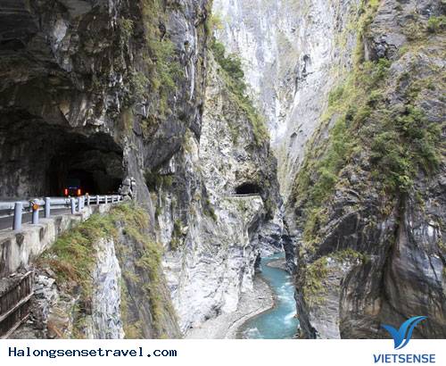 Vịnh Hạ Long Lọt Vào Top 8 Không Gian Xanh Châu Á - Ảnh 1